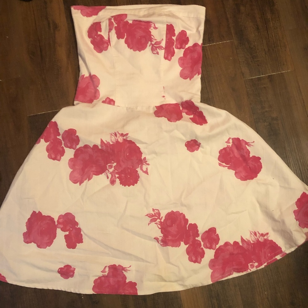 This is a Brazilian M size dress, runs small